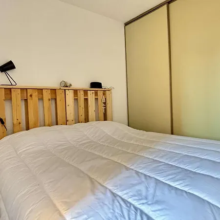 2 Pieces Dans Avec Piscine - 4 Personnes Ar070-025 Апартаменты
